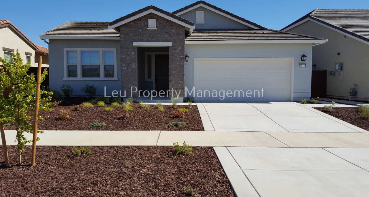 5074 Sycamore Canyon Dr