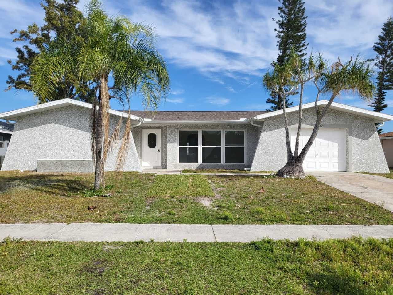 S. Biscayne  41 / CANAL FRONTAGE / FISH FROM YOUR DOCK