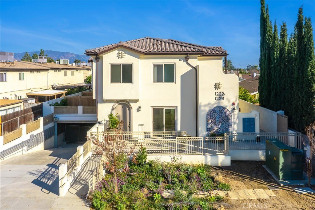 1228 Temple City Boulevard