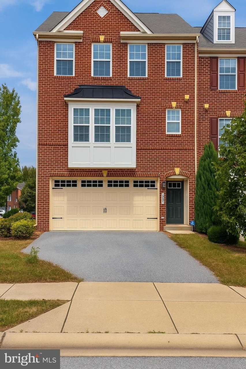 3232 CAREYSBROOK Court