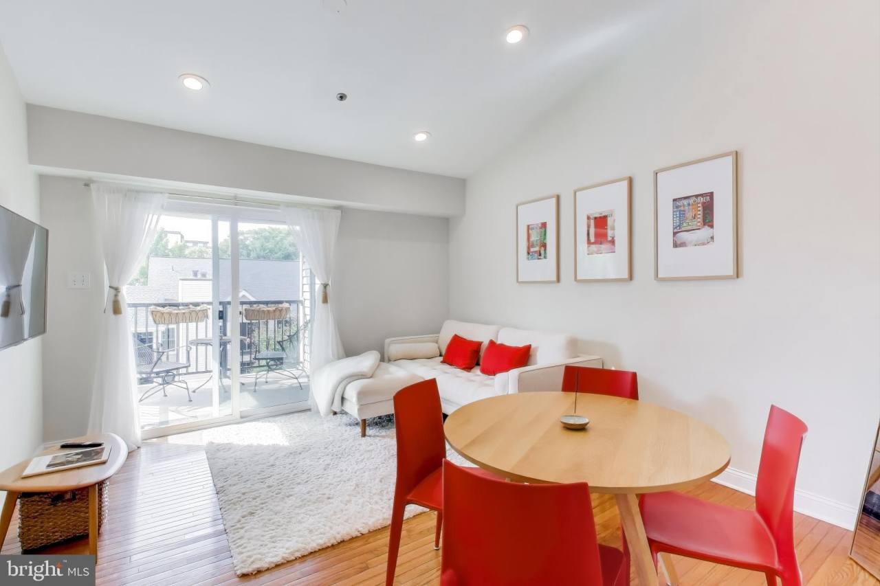 3315 WYNDHAM Circle unit: 4228