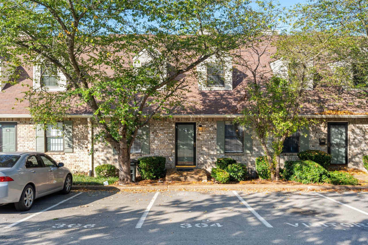 Fully renovated condo in Hendersonville