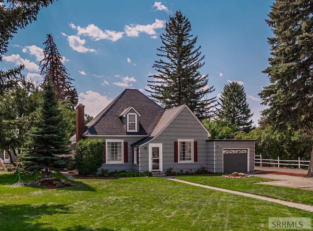 2910 East Lincoln Road