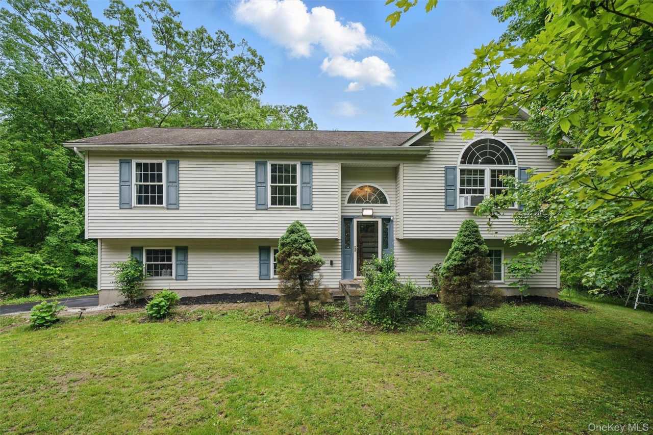 2067 State Route 211