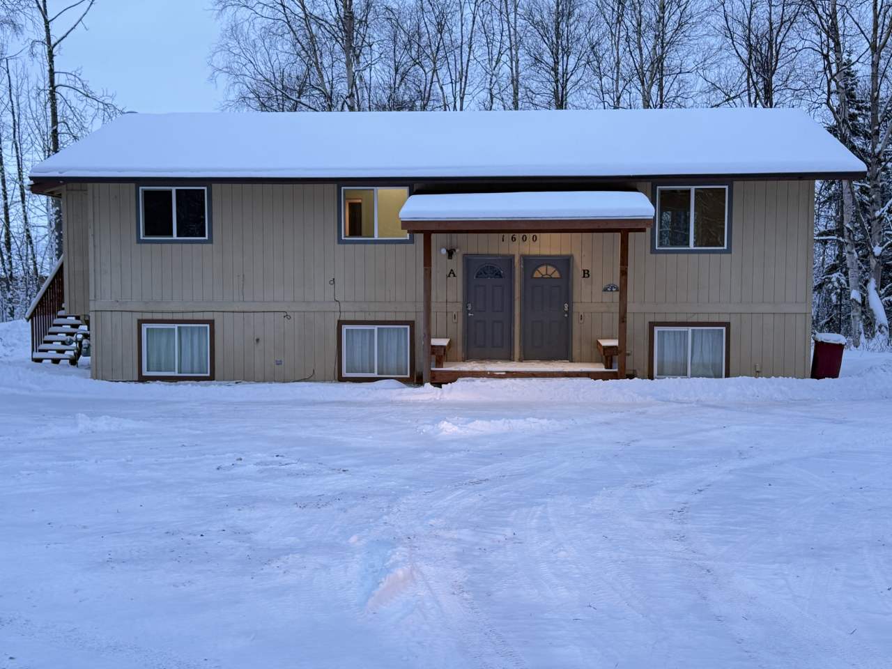 1600 West Nicola Ave - 1