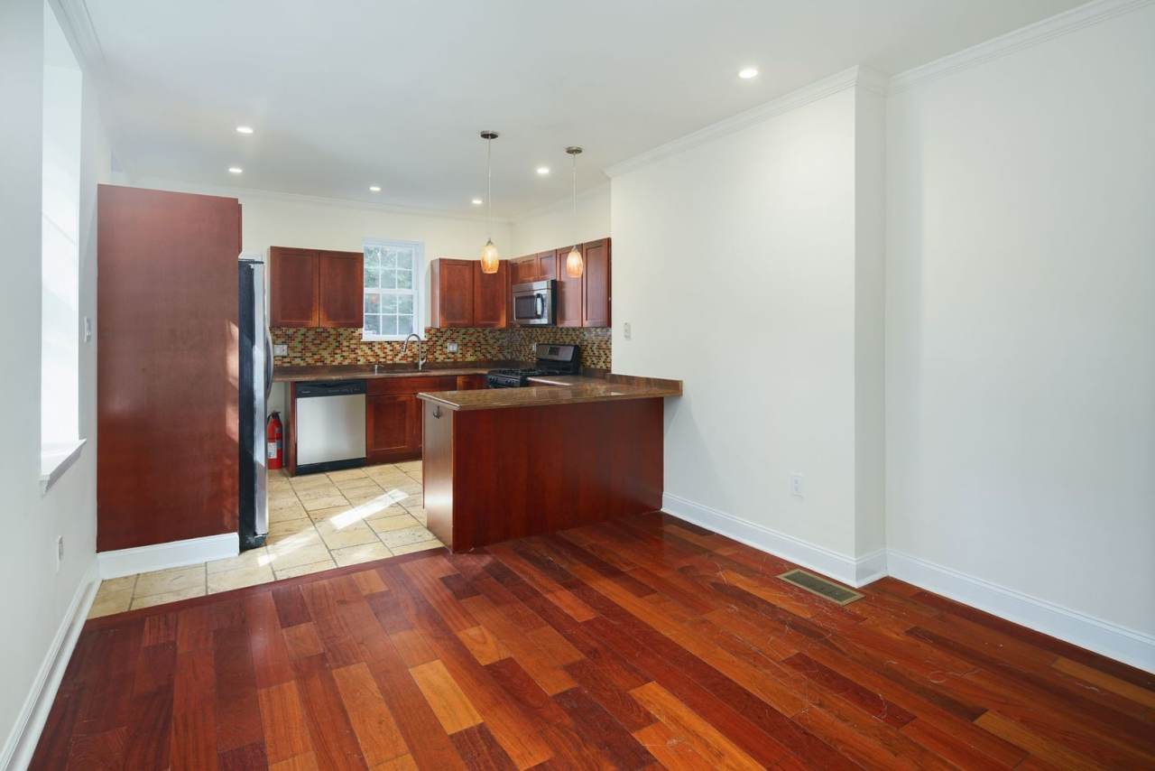 Renovated House in Fairmount Listed For Rent!