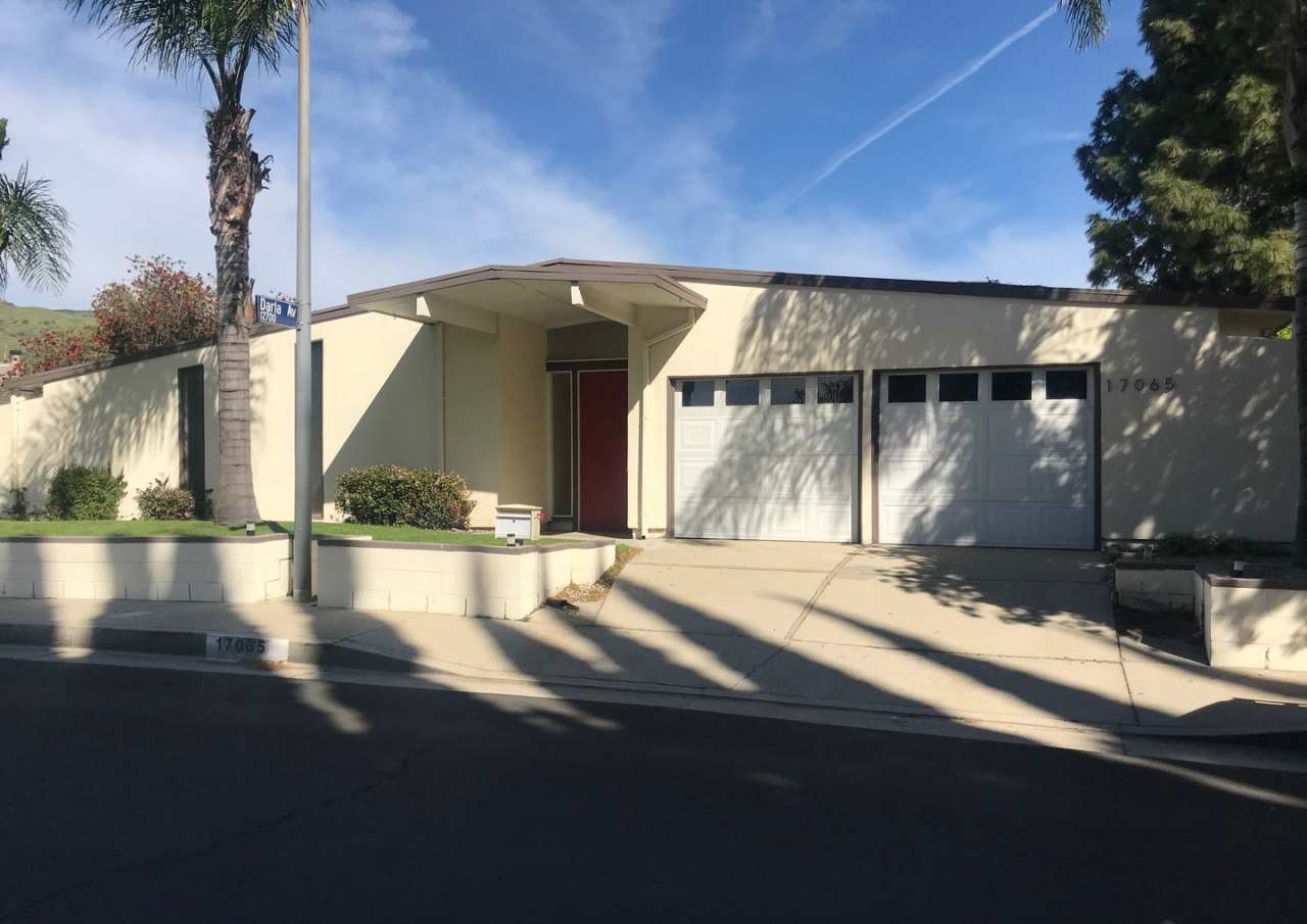 Fabulous 4 Bedroom 2 Bathroom Granada Hills Home with Spectacular View!