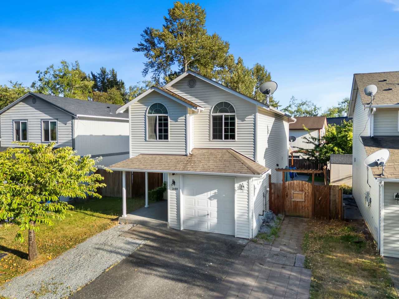 3 Bedroom, 2.5 Bathroom 2 Story House