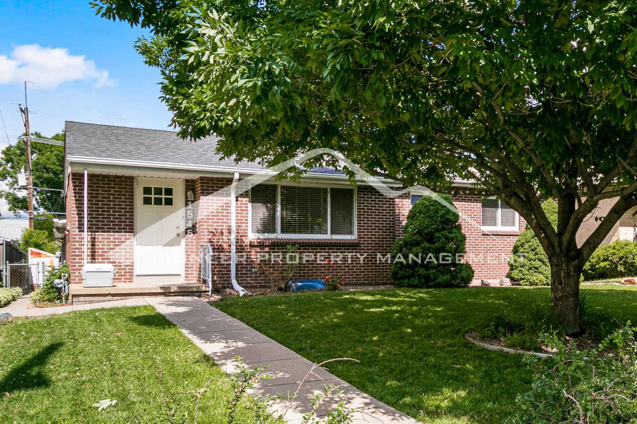 Spacious Home 54rwith Central AC and Two Car Garage!