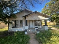 1142 Grape Street