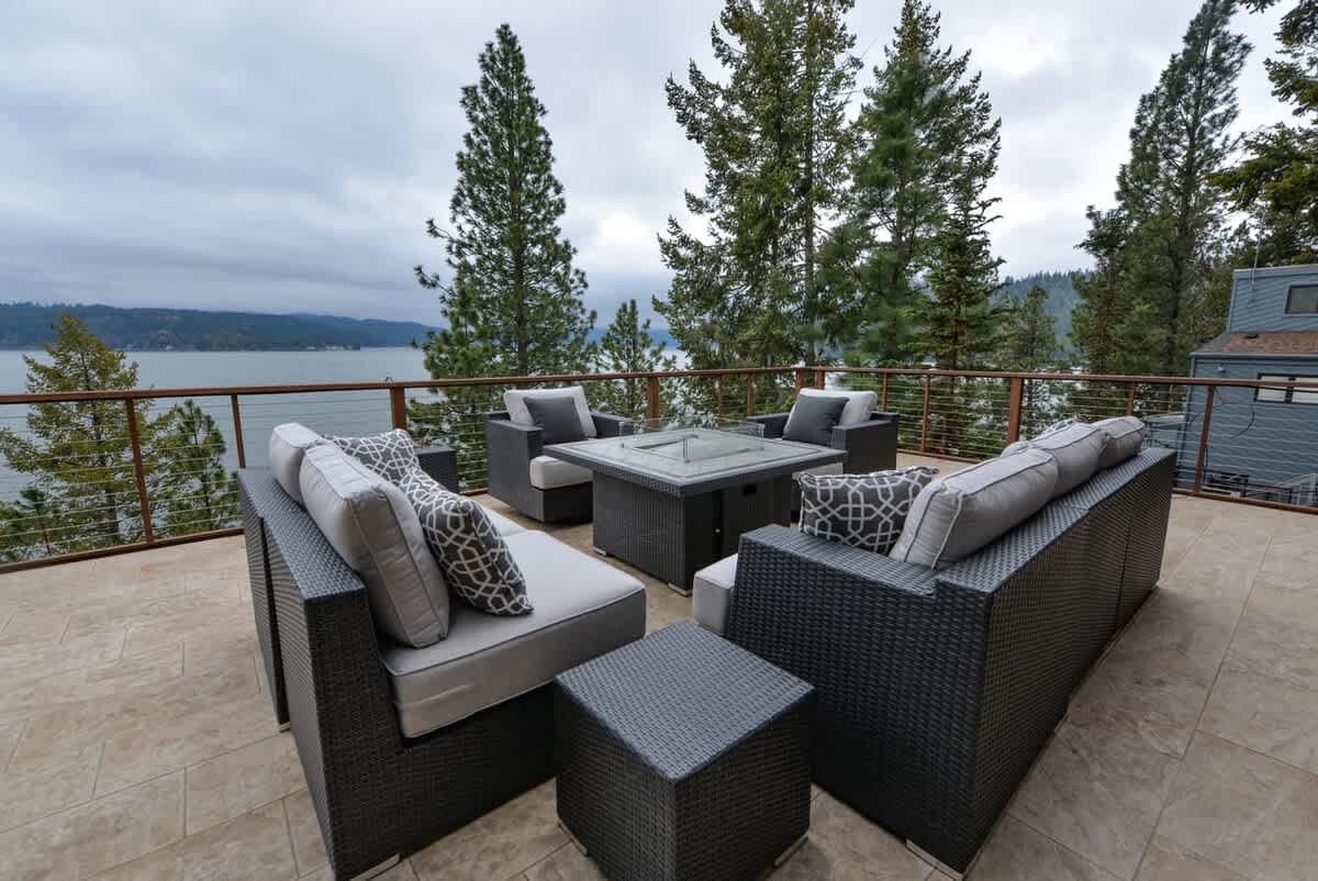 2772 West Lutherhaven Road