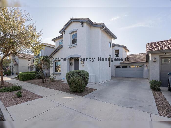 19157 East Kingbird Drive