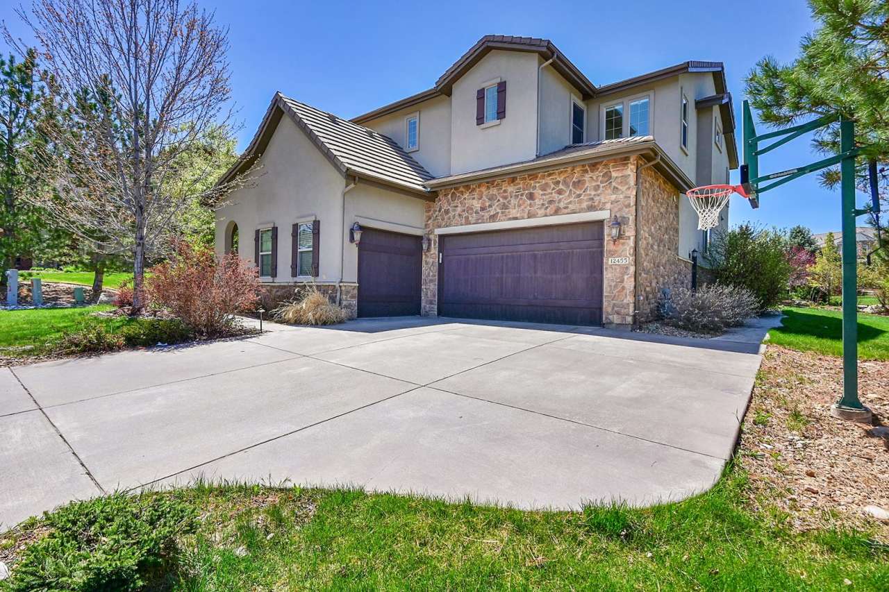 Luxury 5-Bedroom Infinity Home for Rent in Gated Castle Pines Ventana