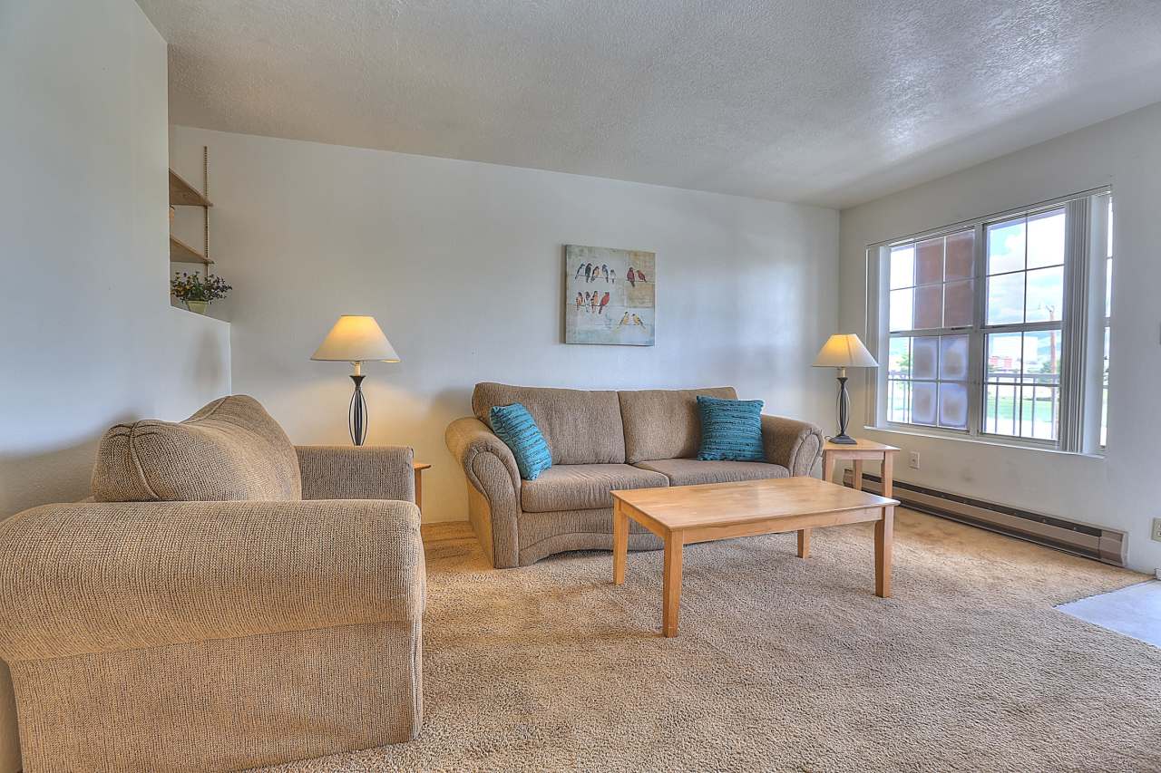 Hacienda Este Apartments