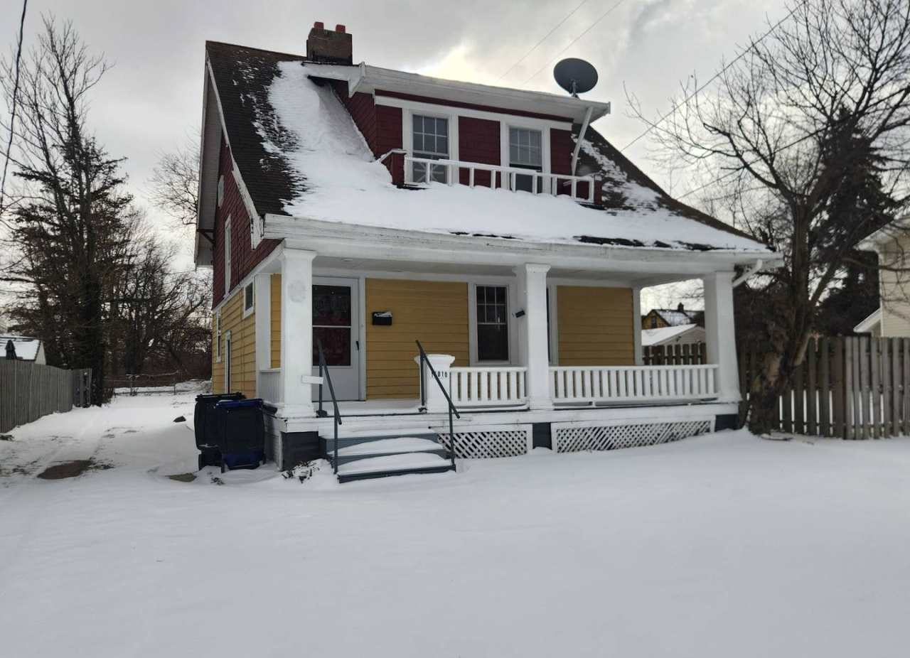 Charming 3-Bedroom Property in Prime Location (SECTION 8 VOUCHERS ACCEPTED)