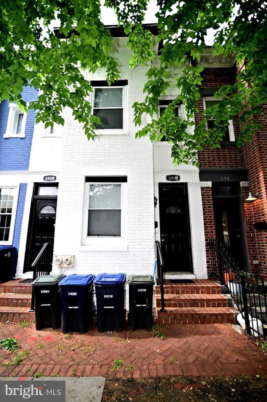 646 ORLEANS PLACE NE
