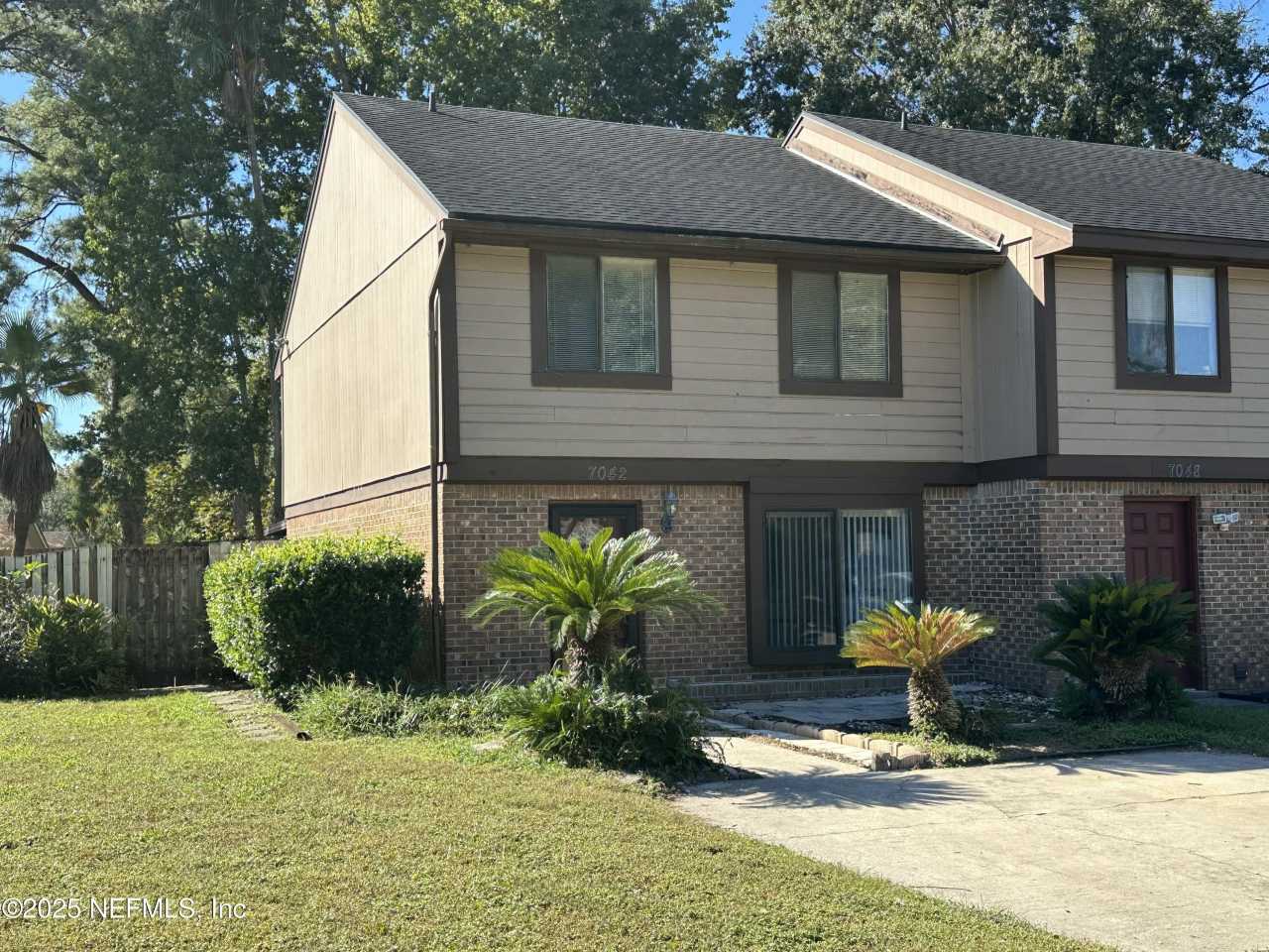 7042 PRESTWICK Circle S