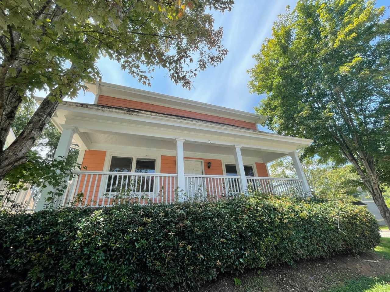 PRE-LEASING FOR AUGUST 2026!