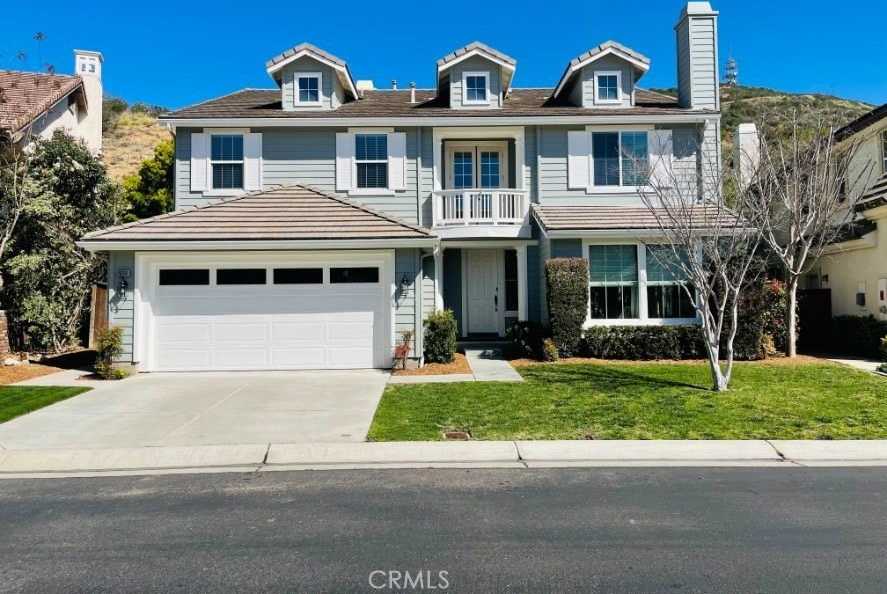 1574 Glencrest Drive