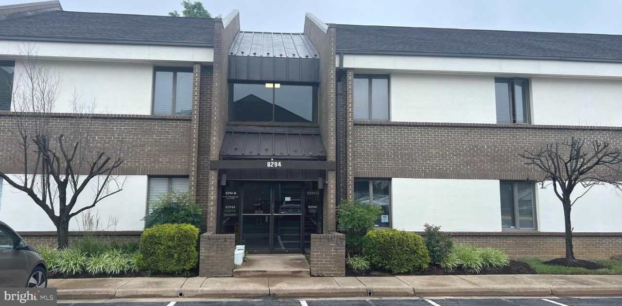 8294-D OLD COURTHOUSE RD #32
