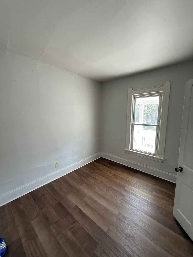 SECTION 8 and EDEN Accepted!! Newly Renovated 3BR Gem – 1.5 Baths!!