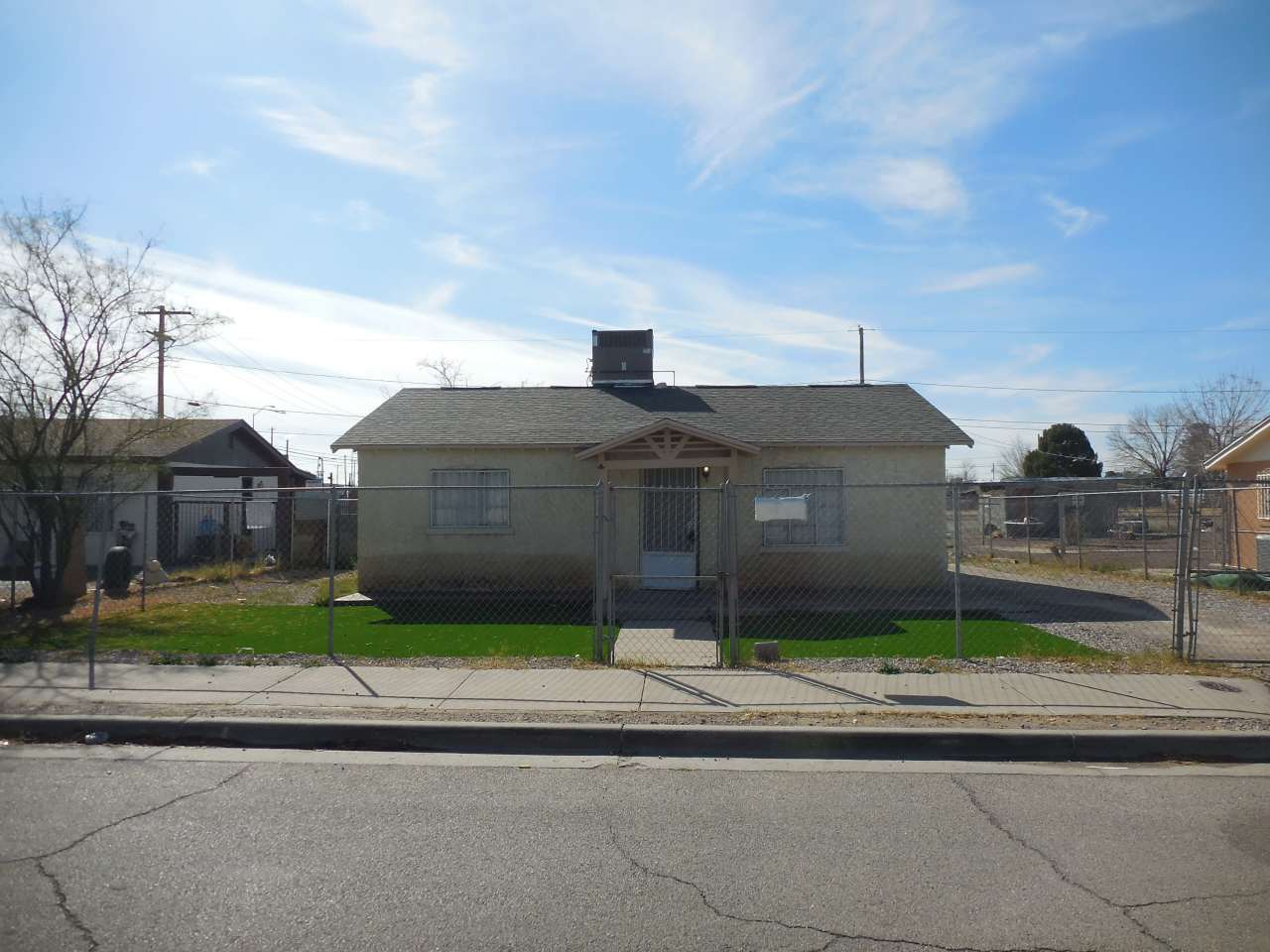 8916 Otyokwa Way - 1