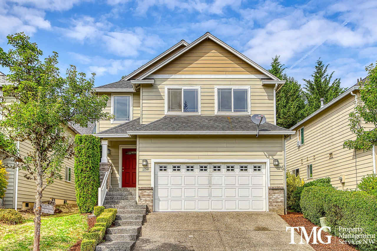 Charming Two-Story Retreat in Ridgefield