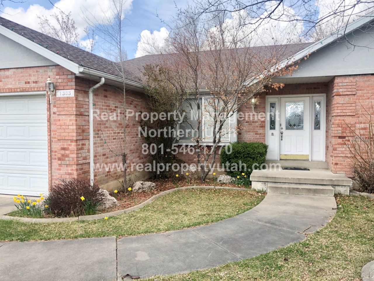 Updated 5 Bedroom 5 Bath Home in Layton Available!