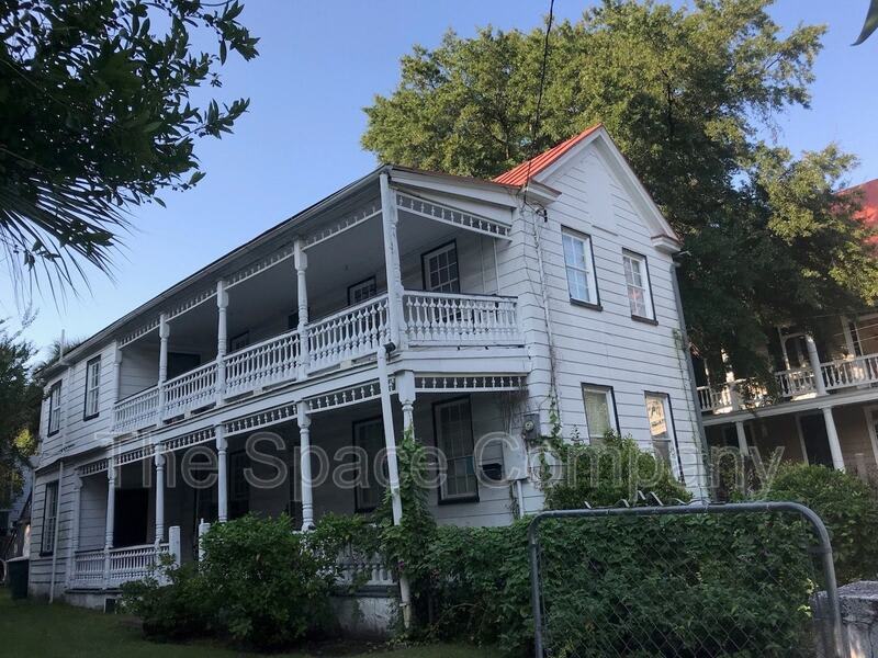 46 1/2 Vanderhorst Street