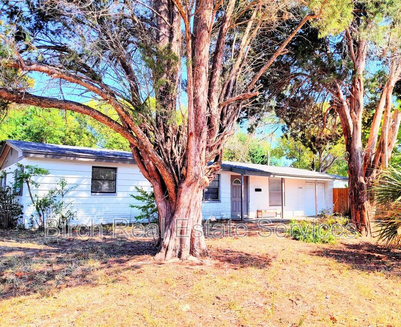 6606 Jackson St.