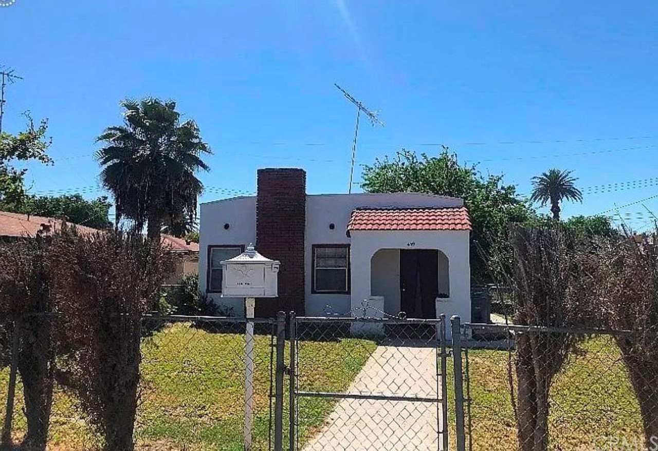 FOR RENT AVAILABLE JAN. 1ST