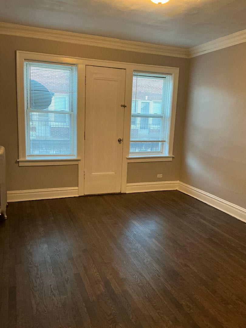 7253 South Phillips Ave.