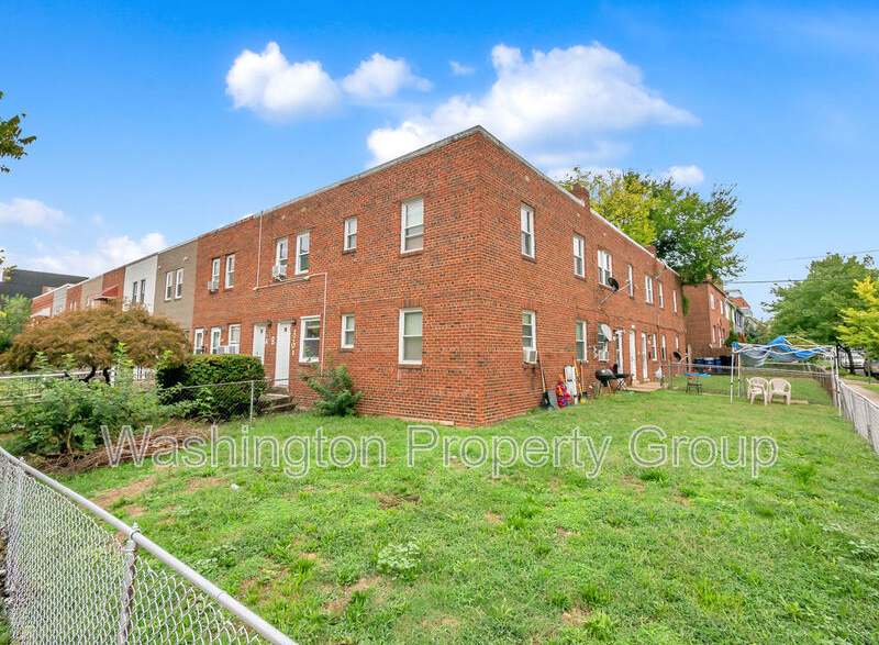 1701 Montello Ave NE