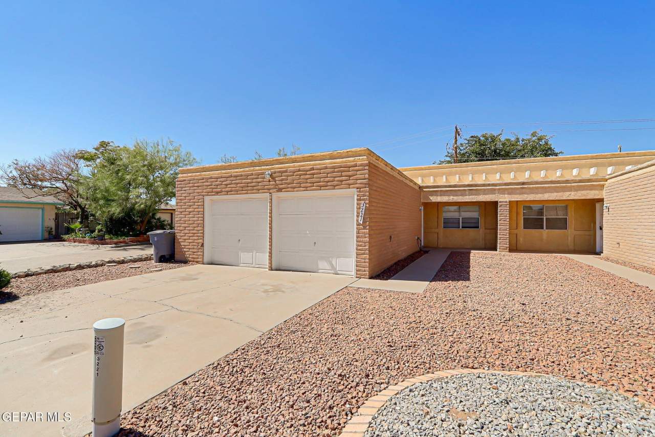 3221 Isla Morada Drive