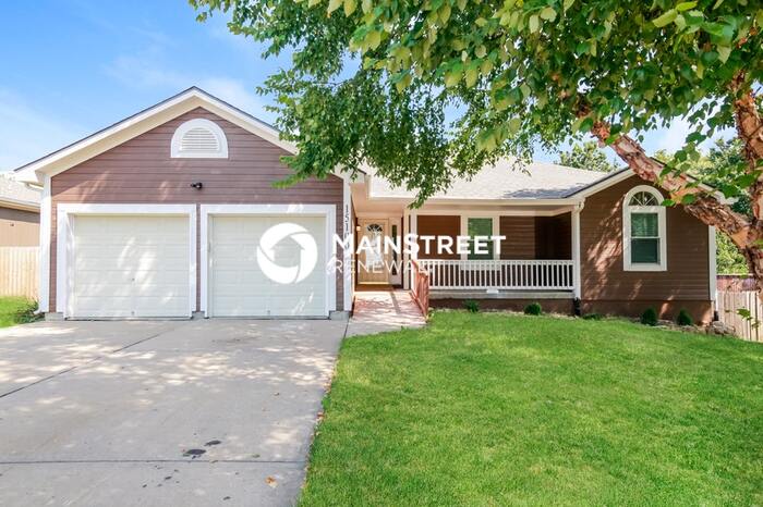 15100 East 49th Street