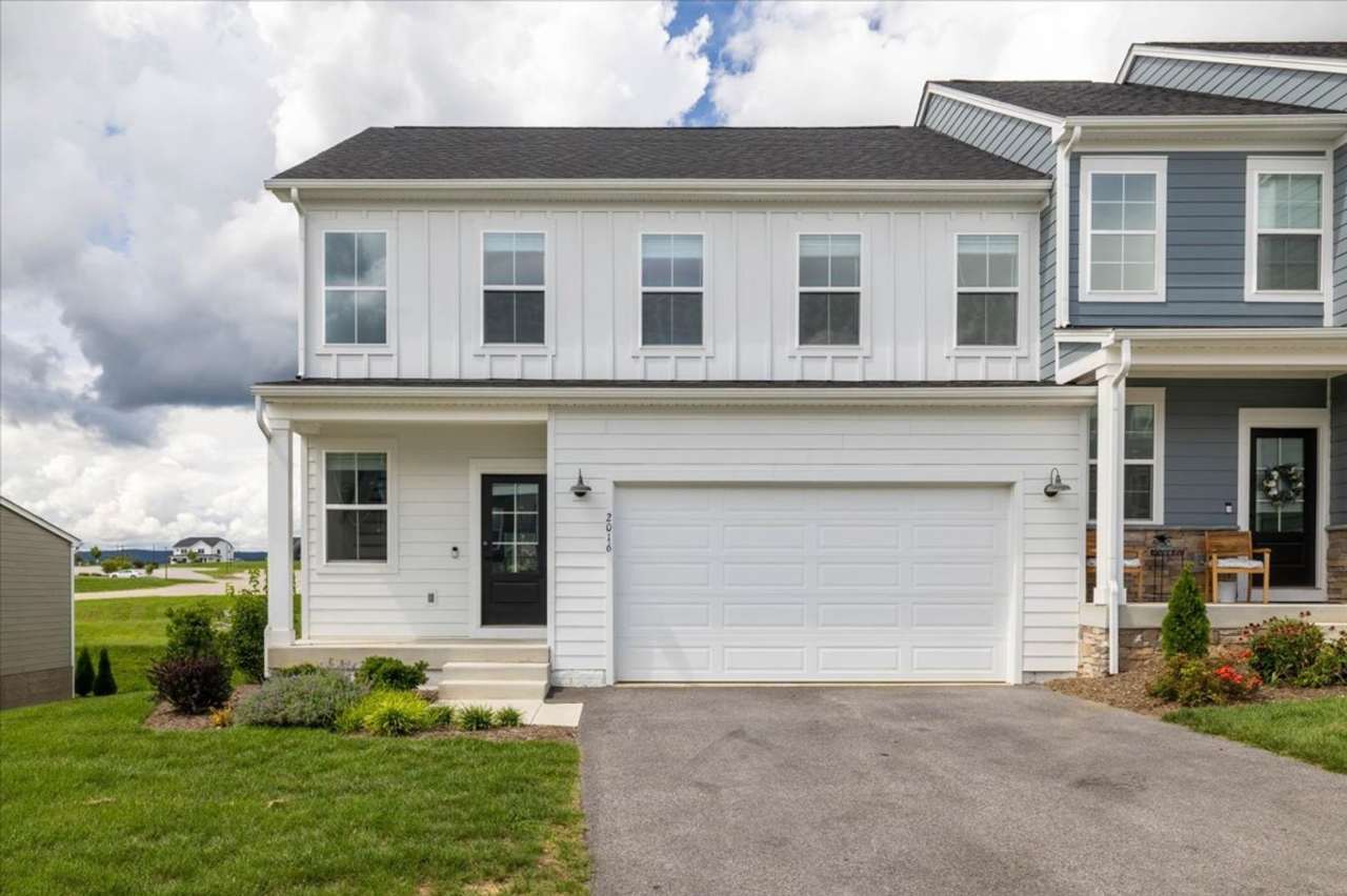 Spacious Home in Westhill Community - Rent Special: $250 Off of 1st month's rent. Sign Now!