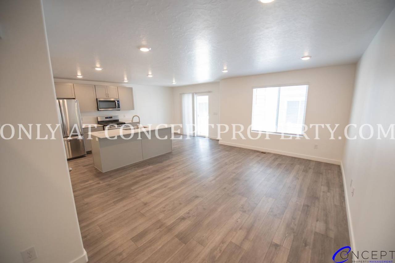 Brand-New Beautiful Spacious Modern Townhome in Lehi with Luxury Finishes  Prime Amenities