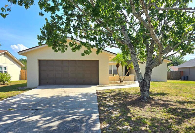 3848 Featherwood Trl