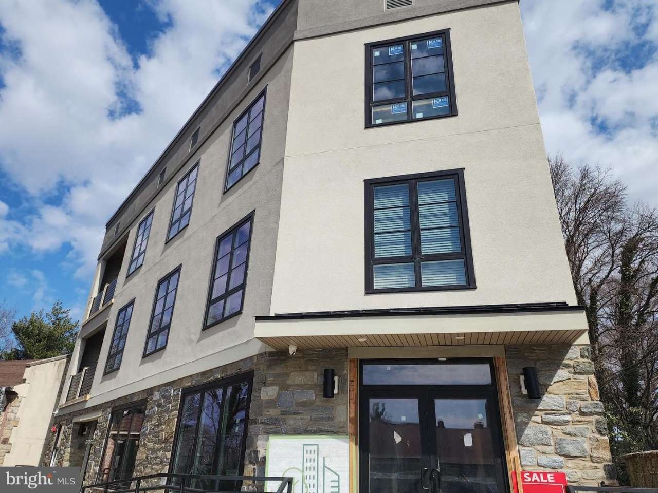 8610 EVERGREEN PL #201