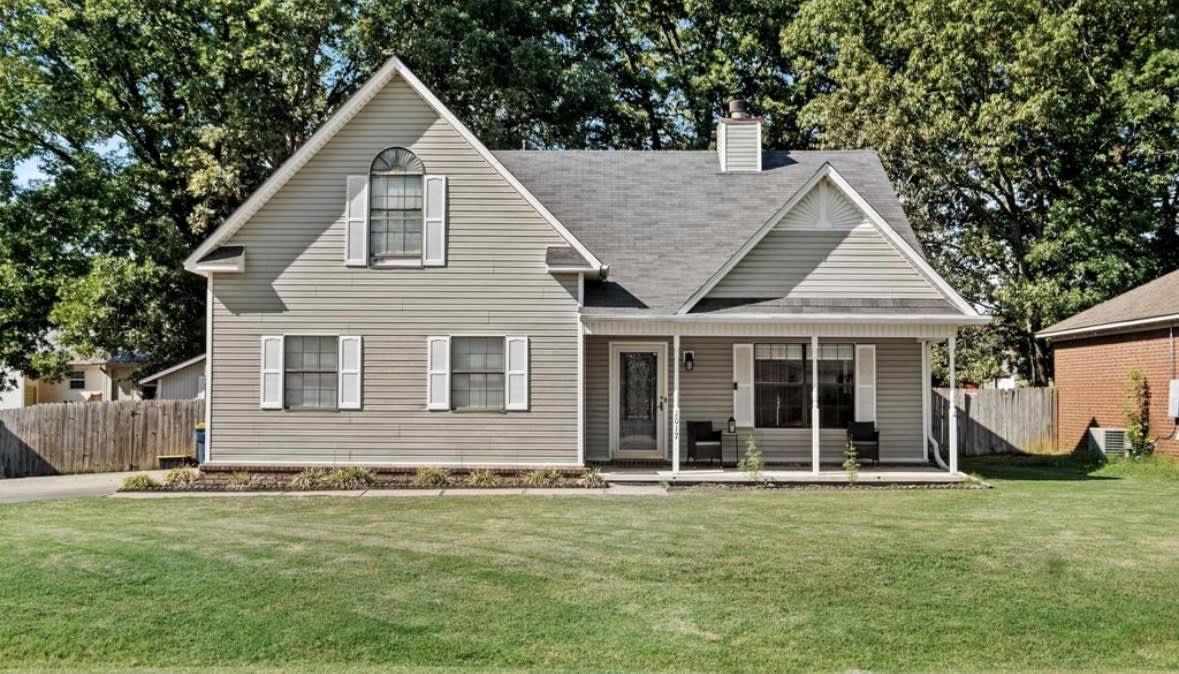 1017 South Hills Drive