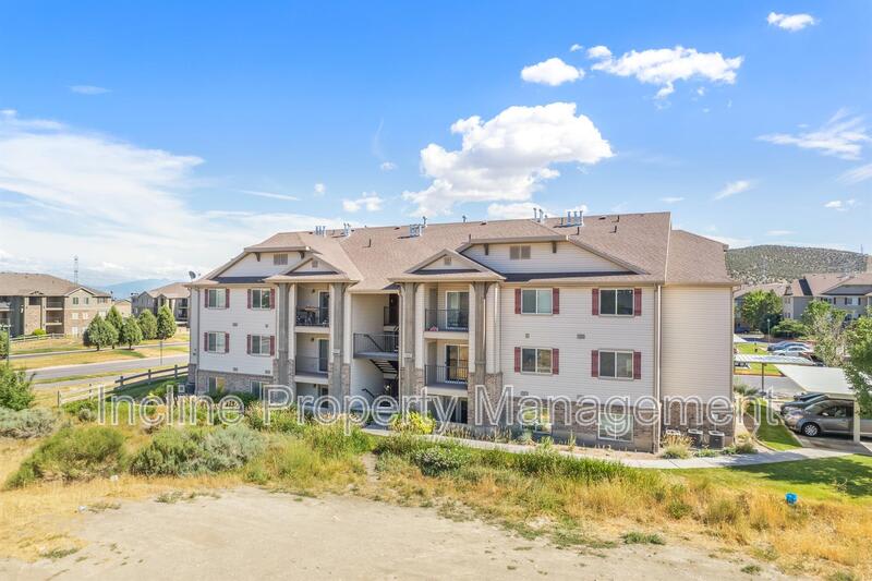 8212 N Cedar Springs Rd