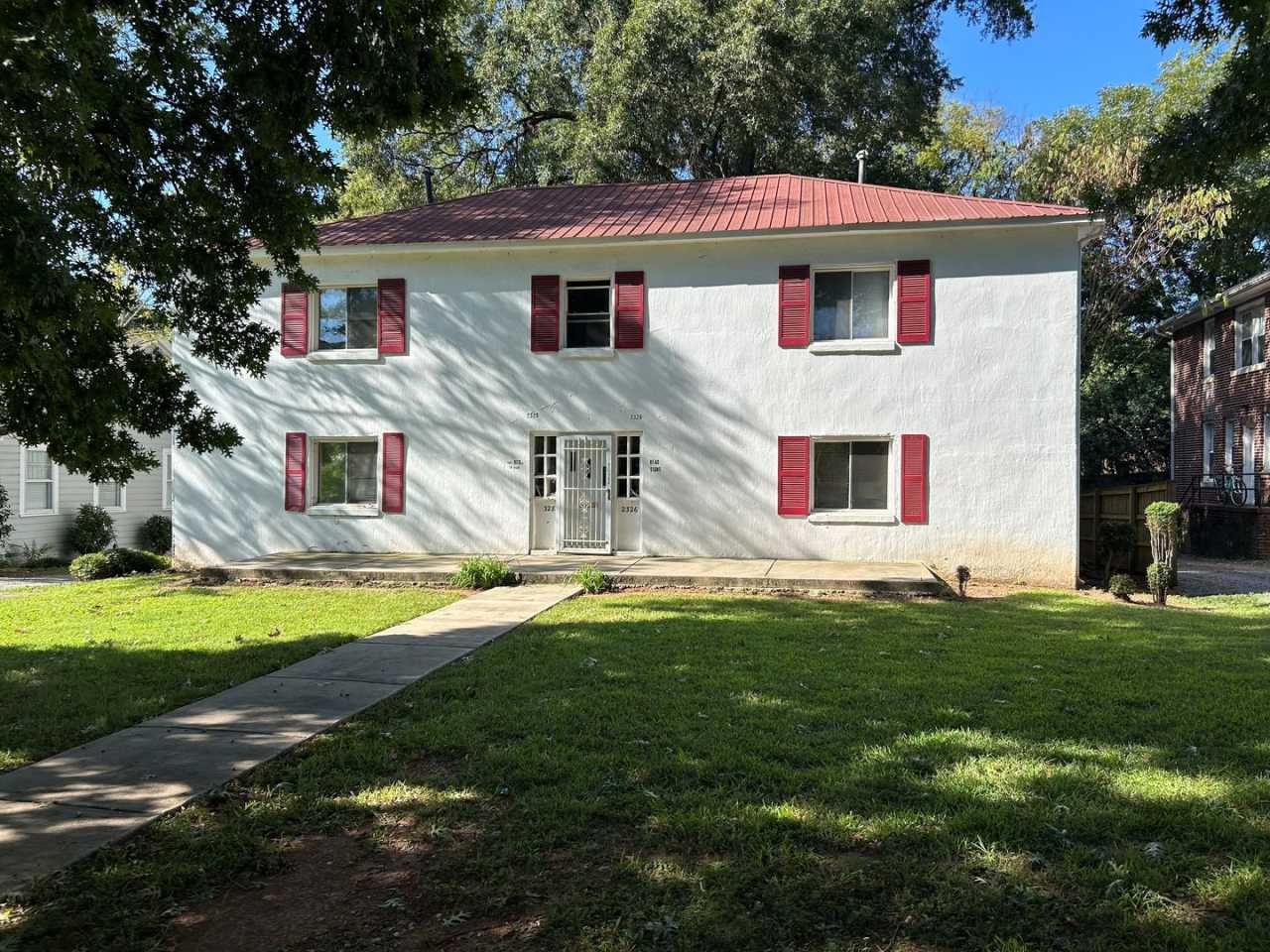 Cute cozy 1 bedroom 1 bathroom -Move In Special $500 off first full month