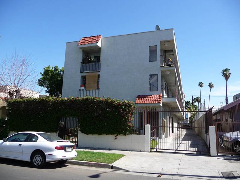 1406 N. Serrano