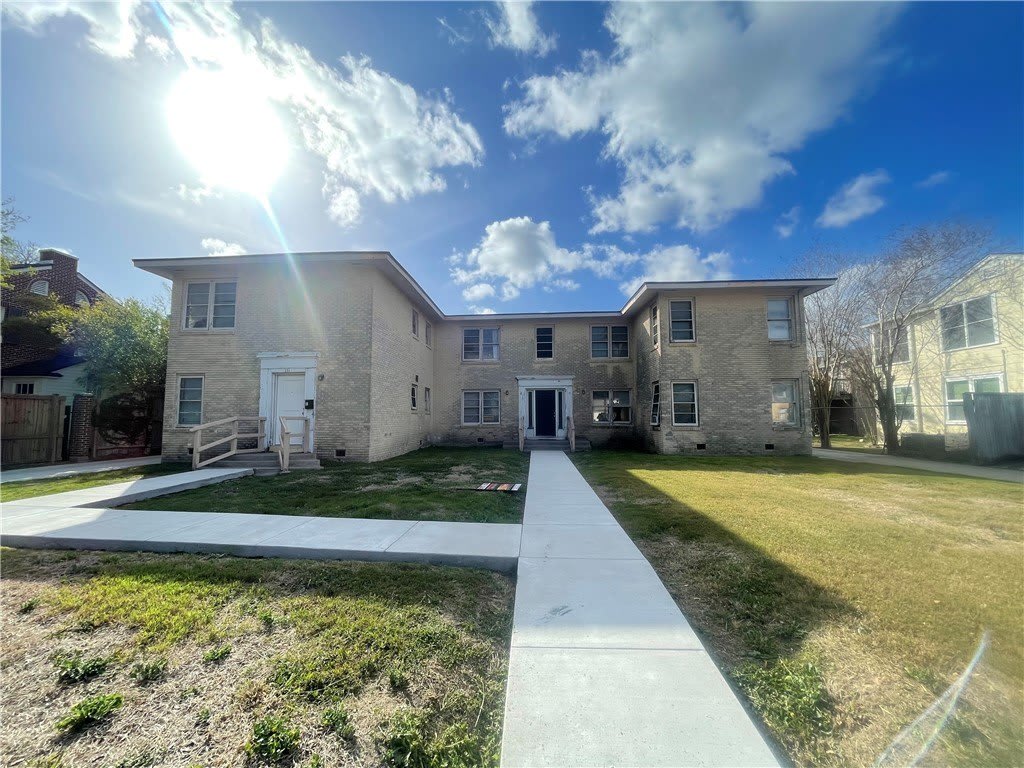 253 Rosebud Avenue unit: 2