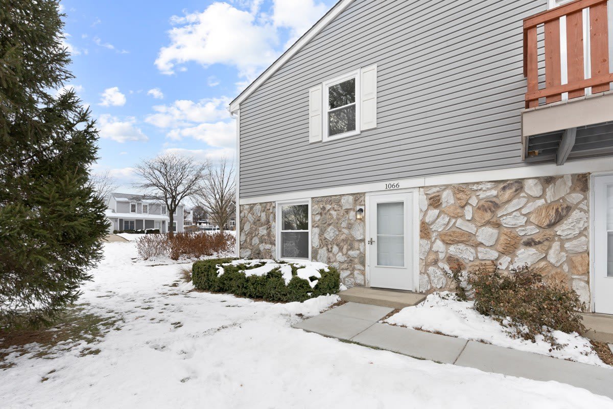 1066 Glouchester Harbor