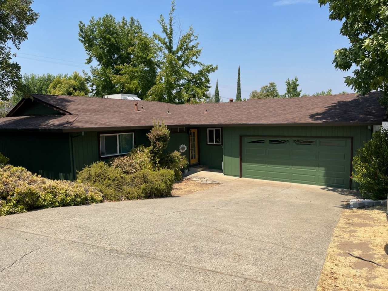 NEWLY REMODELED 3 BED/2 BATH HOME IN REDDING