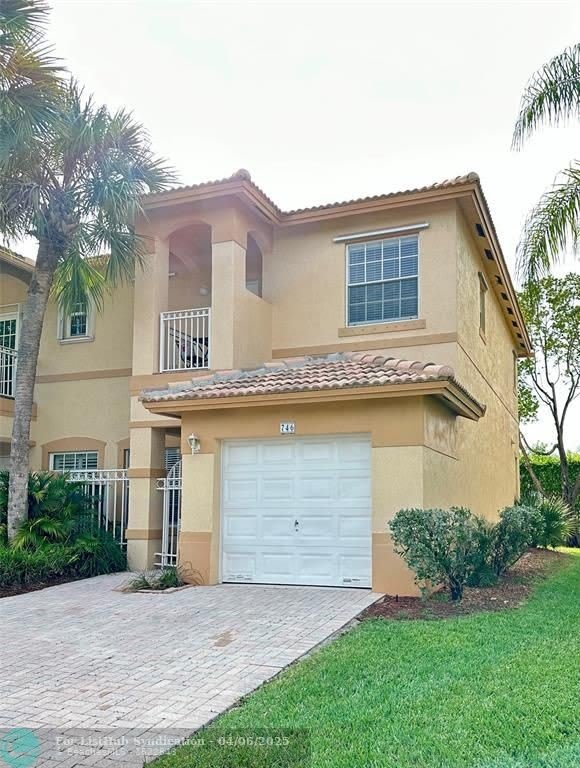 746 NW 170th Ter
