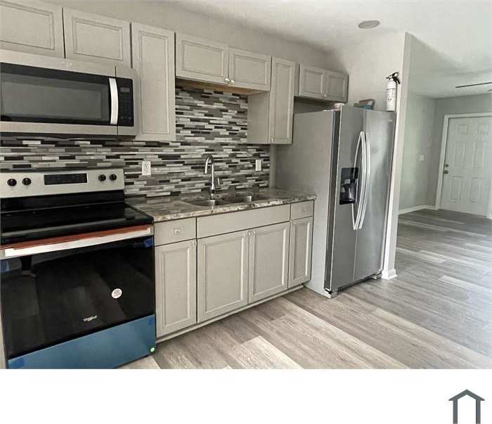 806 12th Street East