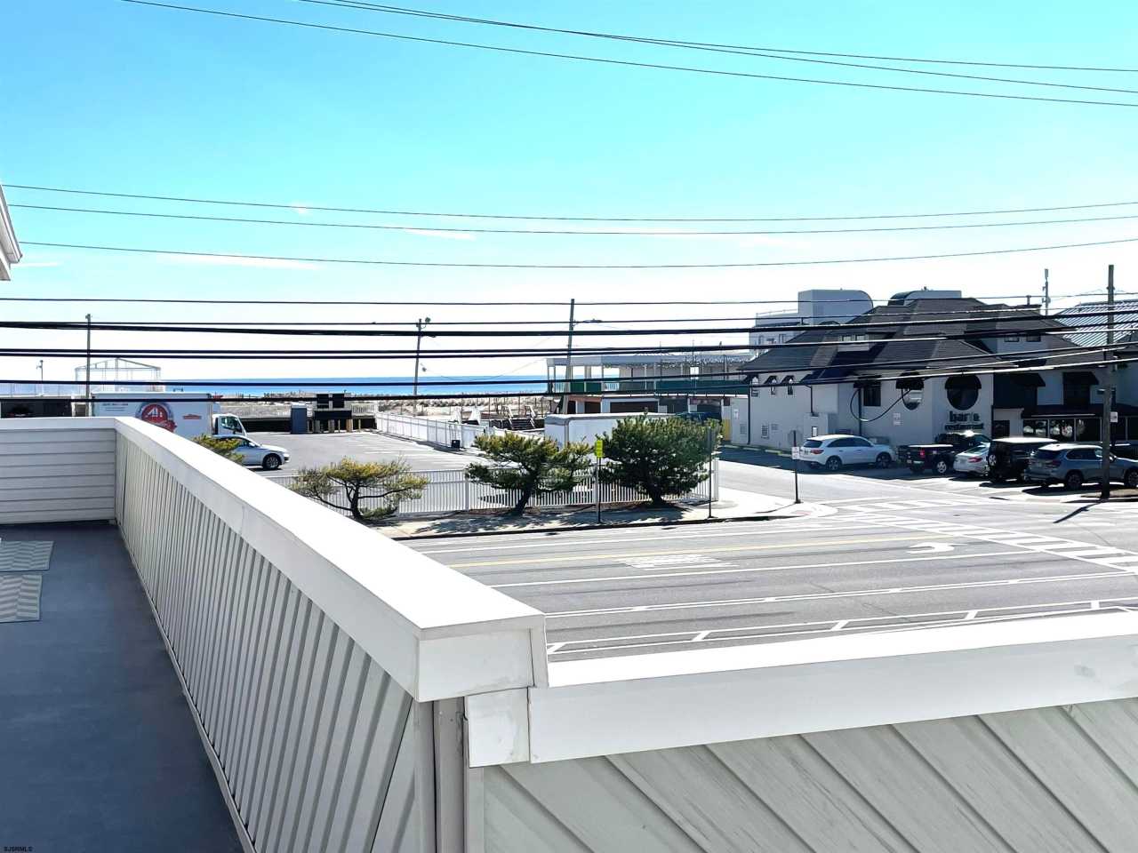 9105 Atlantic Ave Ave