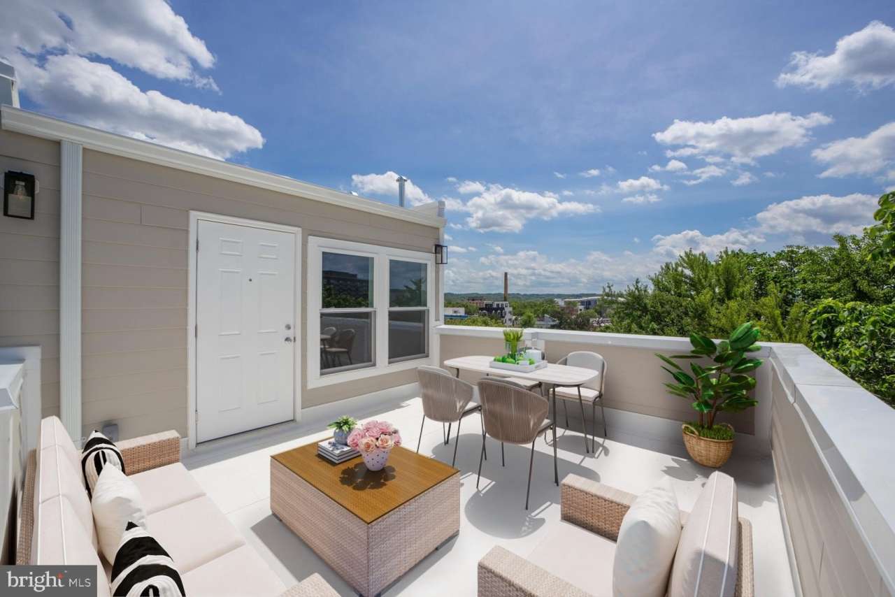 832 19TH Street NE unit: C